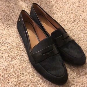Black Calvin Klein flats. NBW
